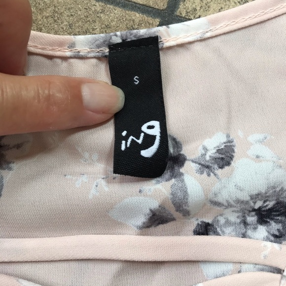 Ing Pale Pink Floral Cold/Off the Shoulder Top - Picture 6 of 7